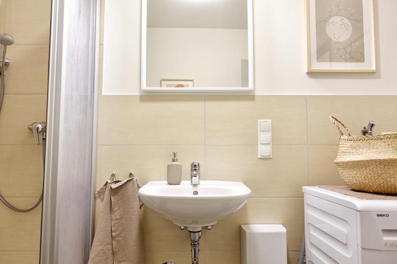 קובלנץ Modernes Apartment, Stadtnah, Stellplatz, Naehe Mosel מראה חיצוני תמונה